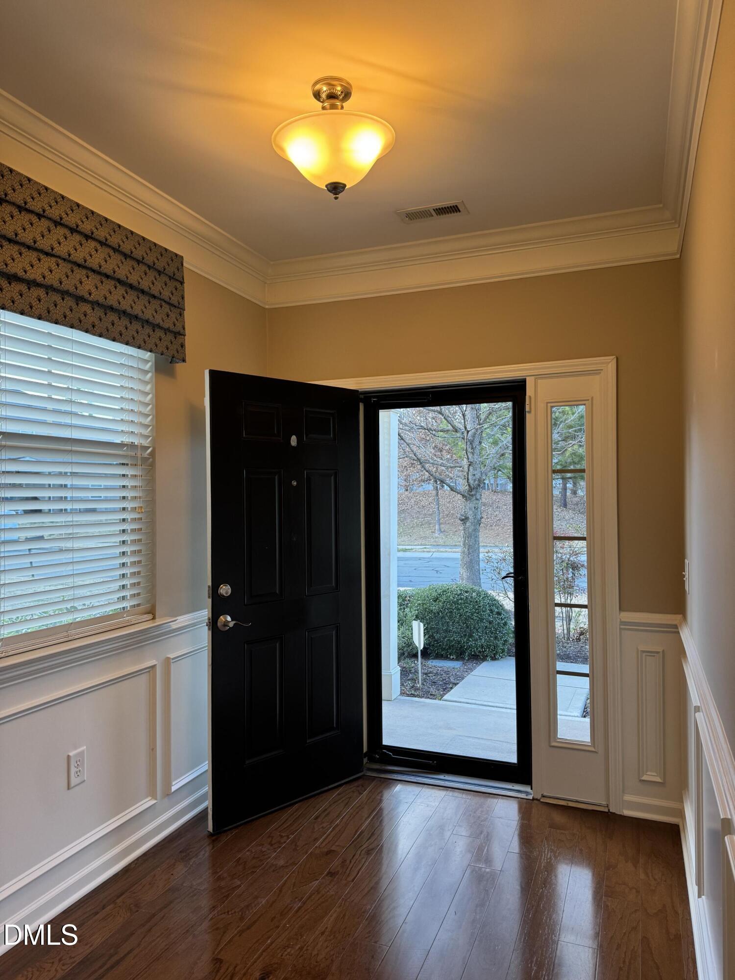 106 Token House Road Durham, NC 27703 - Photo 3 of 26 beyc697e7bedcfcf7