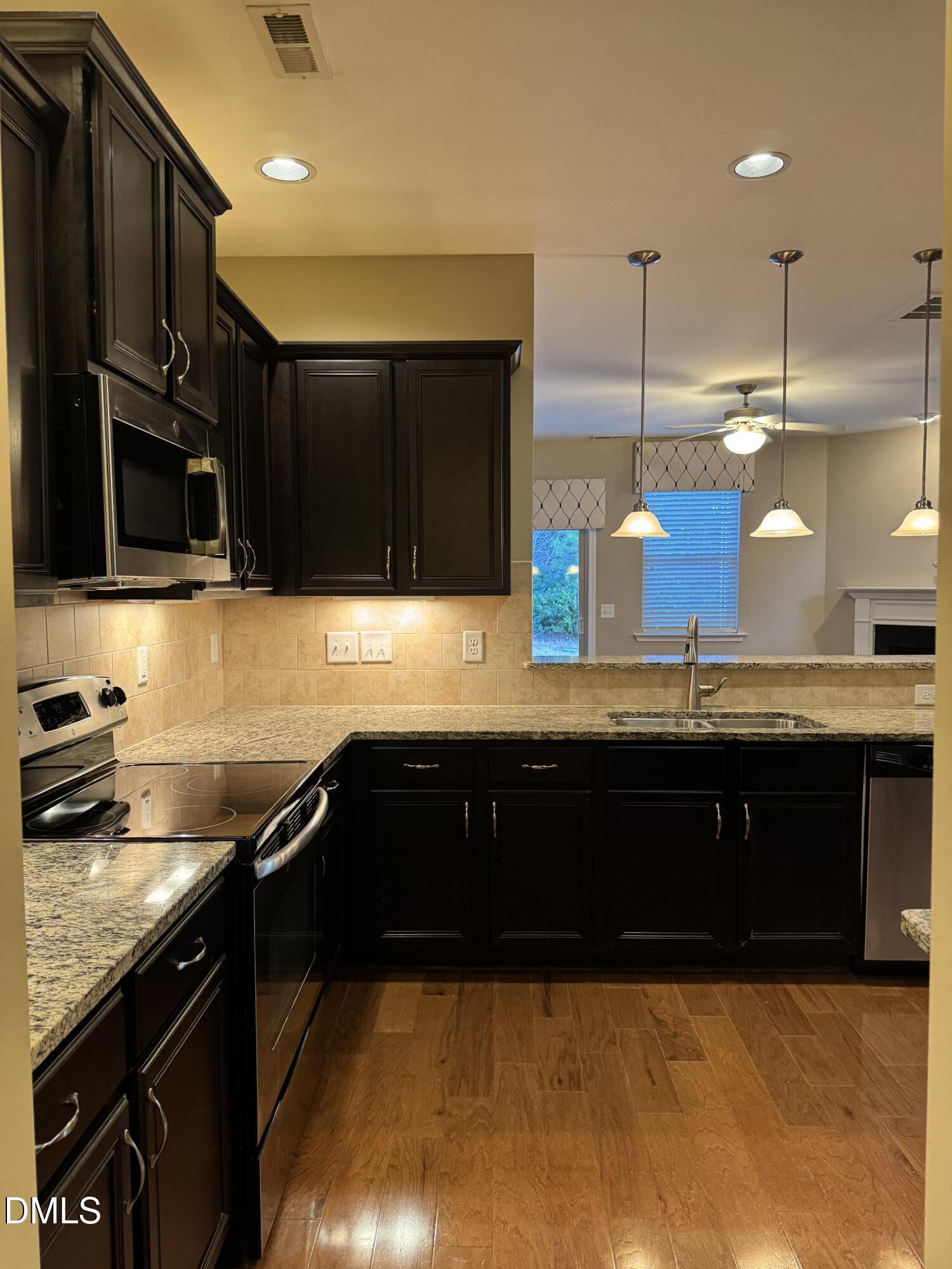 106 Token House Road Durham, NC 27703 - Photo 7 of 26 beyc697e7be11a199