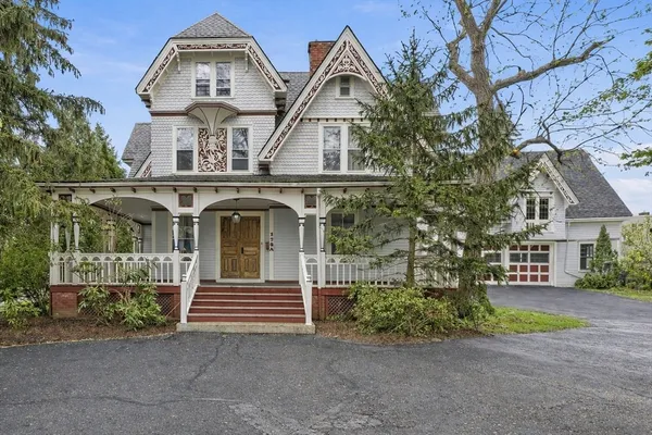 $725,000 | 178 South Main Street, Attleboro, MA 02703