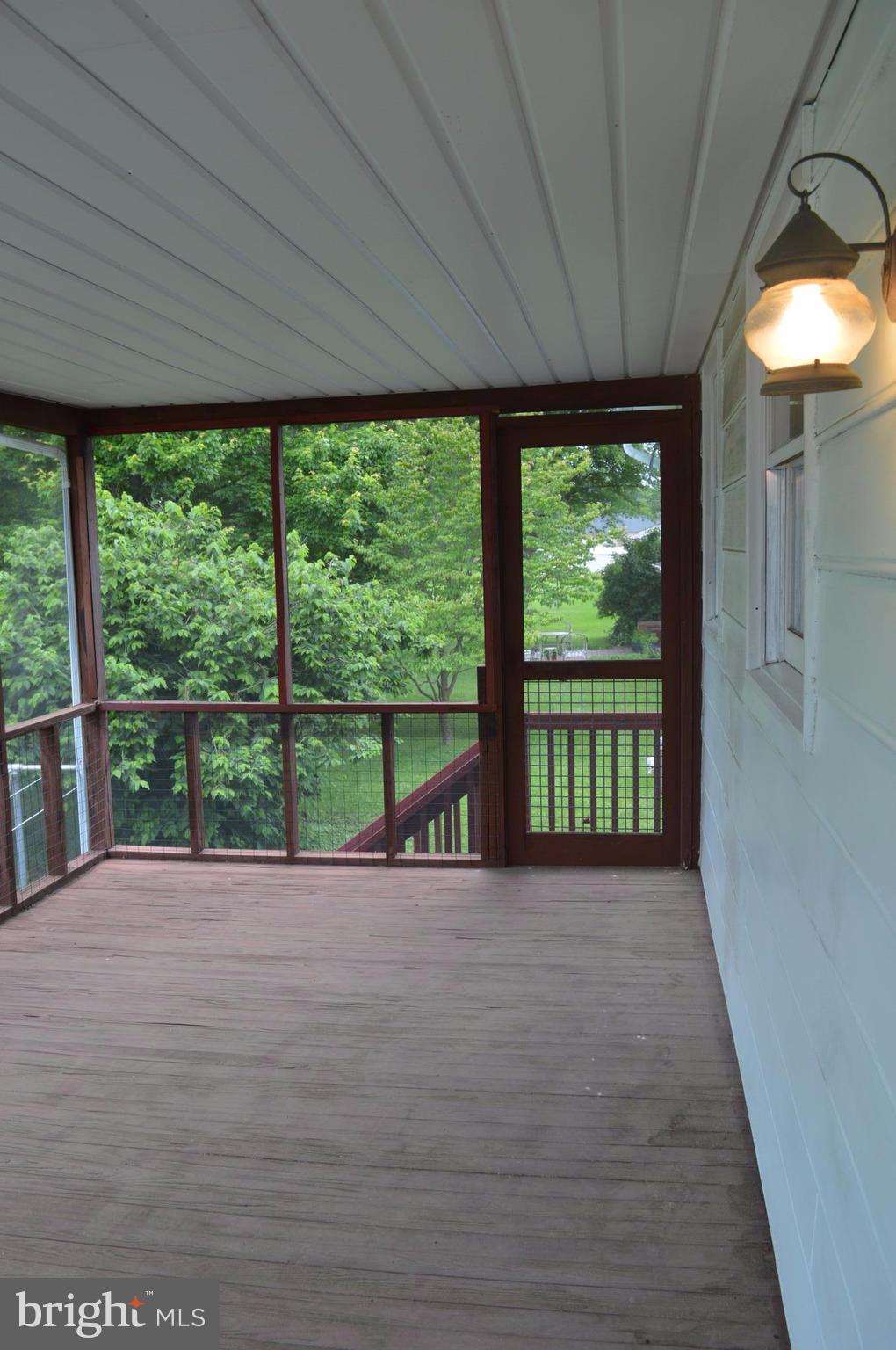 218 Ridge Road Winchester, VA 22602 - Photo 11 of 27 Screened-in Porch