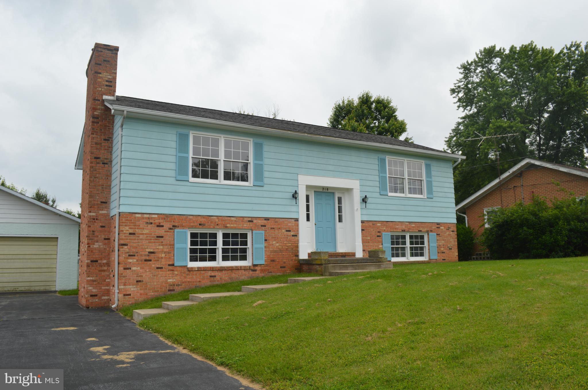 218 Ridge Road Winchester, VA 22602 - Photo 3 of 27 Front