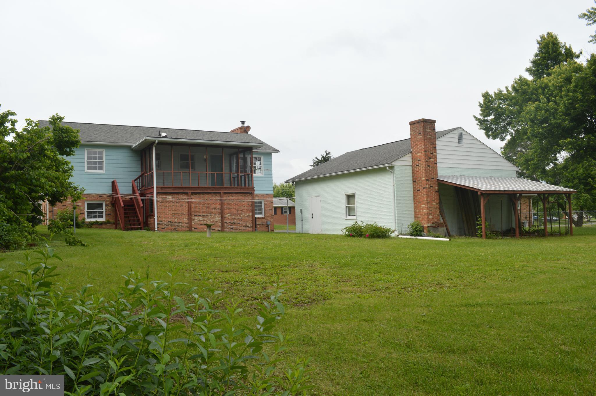 218 Ridge Road Winchester, VA 22602 - Photo 5 of 27 Rear