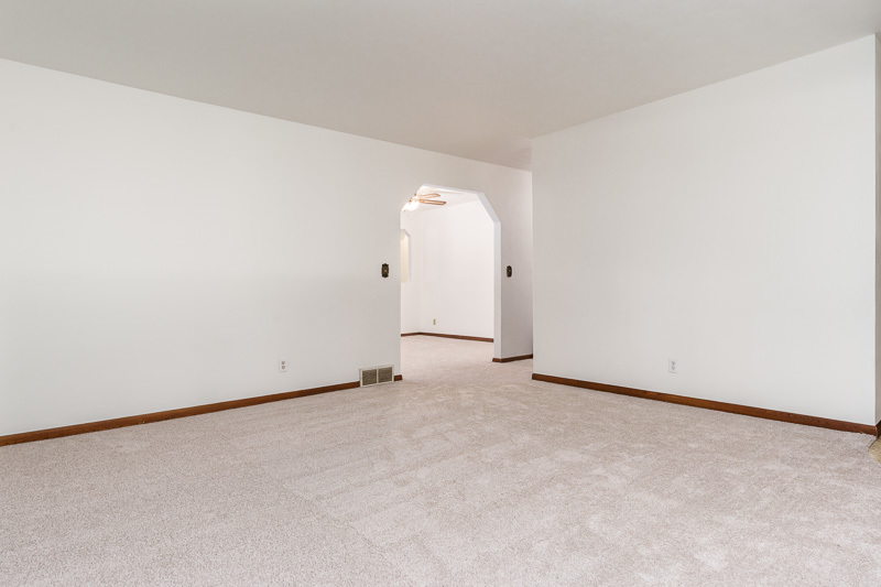12222 Rae Ann Road Roscoe, IL 61073 - Photo 8 of 40 Gallery Image 8