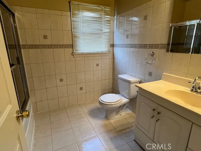 $5,300 | 4721 Ventura Canyon Avenue, Sherman Oaks, CA 91423