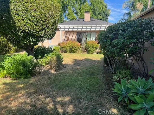 $5,300 | 4721 Ventura Canyon Avenue, Sherman Oaks, CA 91423