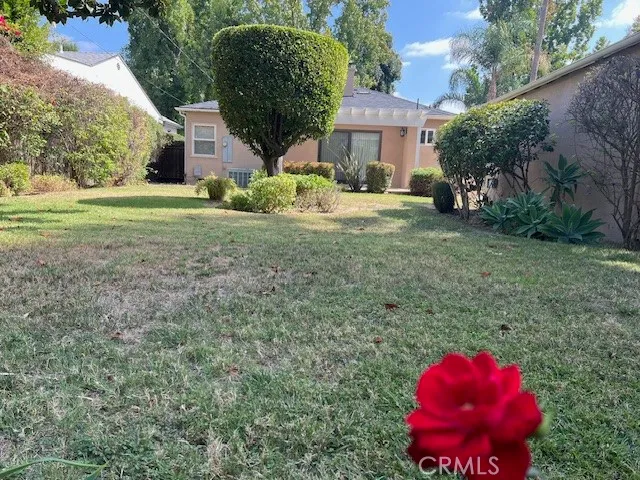 $5,300 | 4721 Ventura Canyon Avenue, Sherman Oaks, CA 91423