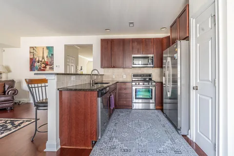 $800,000 | 608 Captains Way, Philadelphia, PA 19146