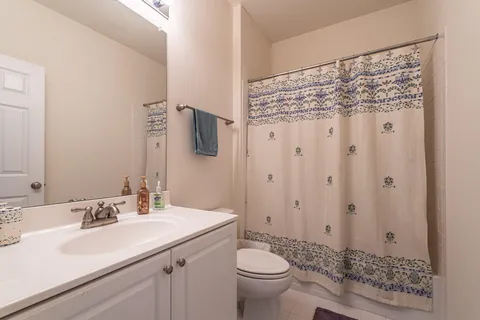 $800,000 | 608 Captains Way, Philadelphia, PA 19146