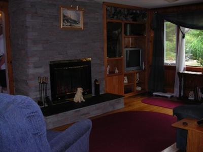 389 County Road Rochester, MA 02576 - Photo 4 of 26 Additional Photo