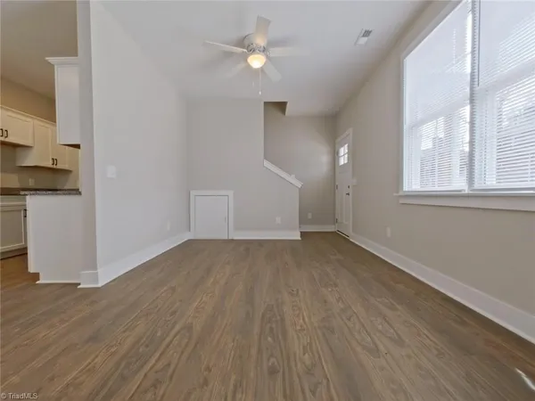 $1,595 | 38 East 4th Street, Lexington, NC 27292