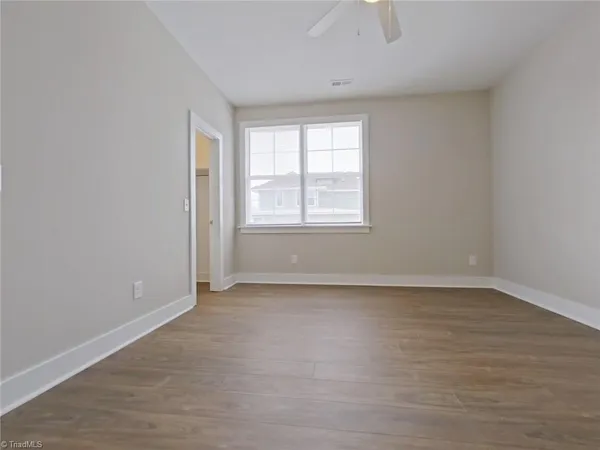 $1,595 | 38 East 4th Street, Lexington, NC 27292