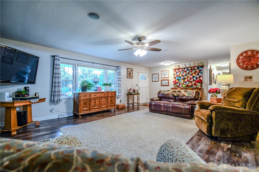 1109 Big Hill Road Kettering, OH 45429 - Photo 10 of 69