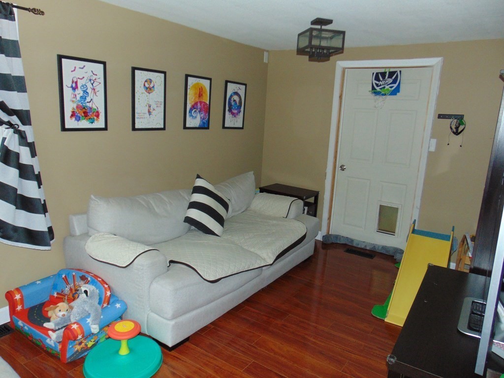 312 Anthony Fall River Fall River, MA 02721 - Photo 8 of 19