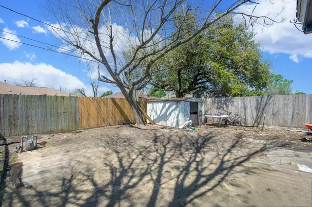 $200,000 | 1906 Thelma Lane, Pasadena, TX 77502