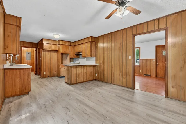 $225,000 | 185 Mockingbird Street, Erin, TN 37061