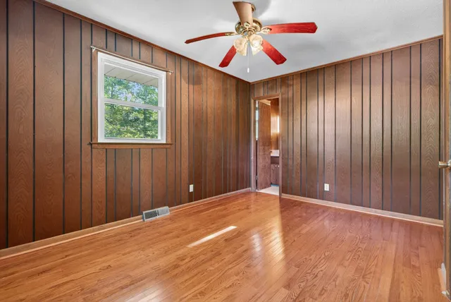 $225,000 | 185 Mockingbird Street, Erin, TN 37061