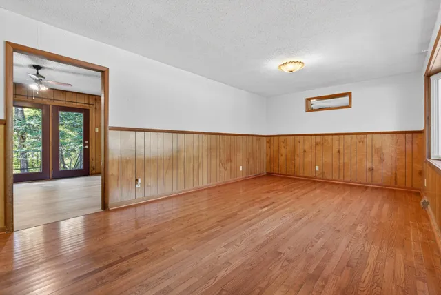 $225,000 | 185 Mockingbird Street, Erin, TN 37061