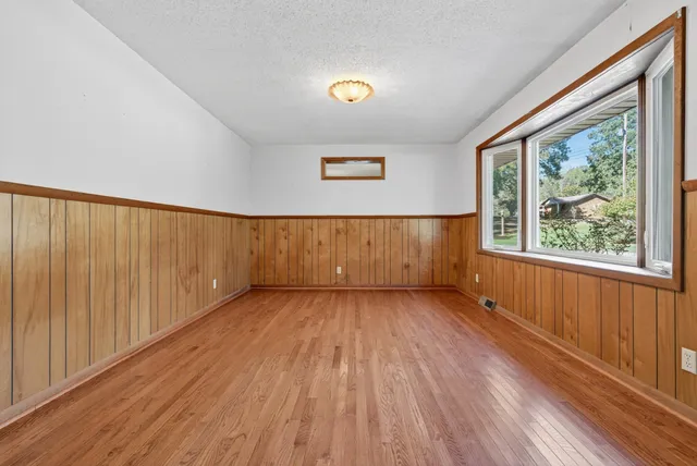 $225,000 | 185 Mockingbird Street, Erin, TN 37061