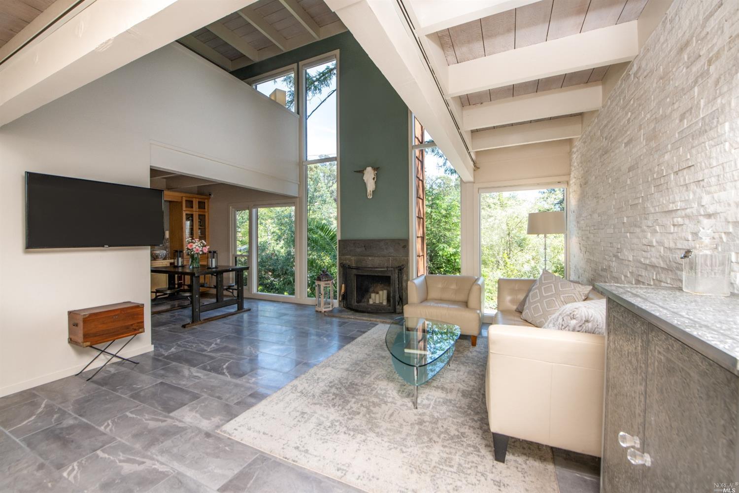 98 Jewell Street San Rafael, CA 94901 - Photo 1 of 1 Gallery Image 1