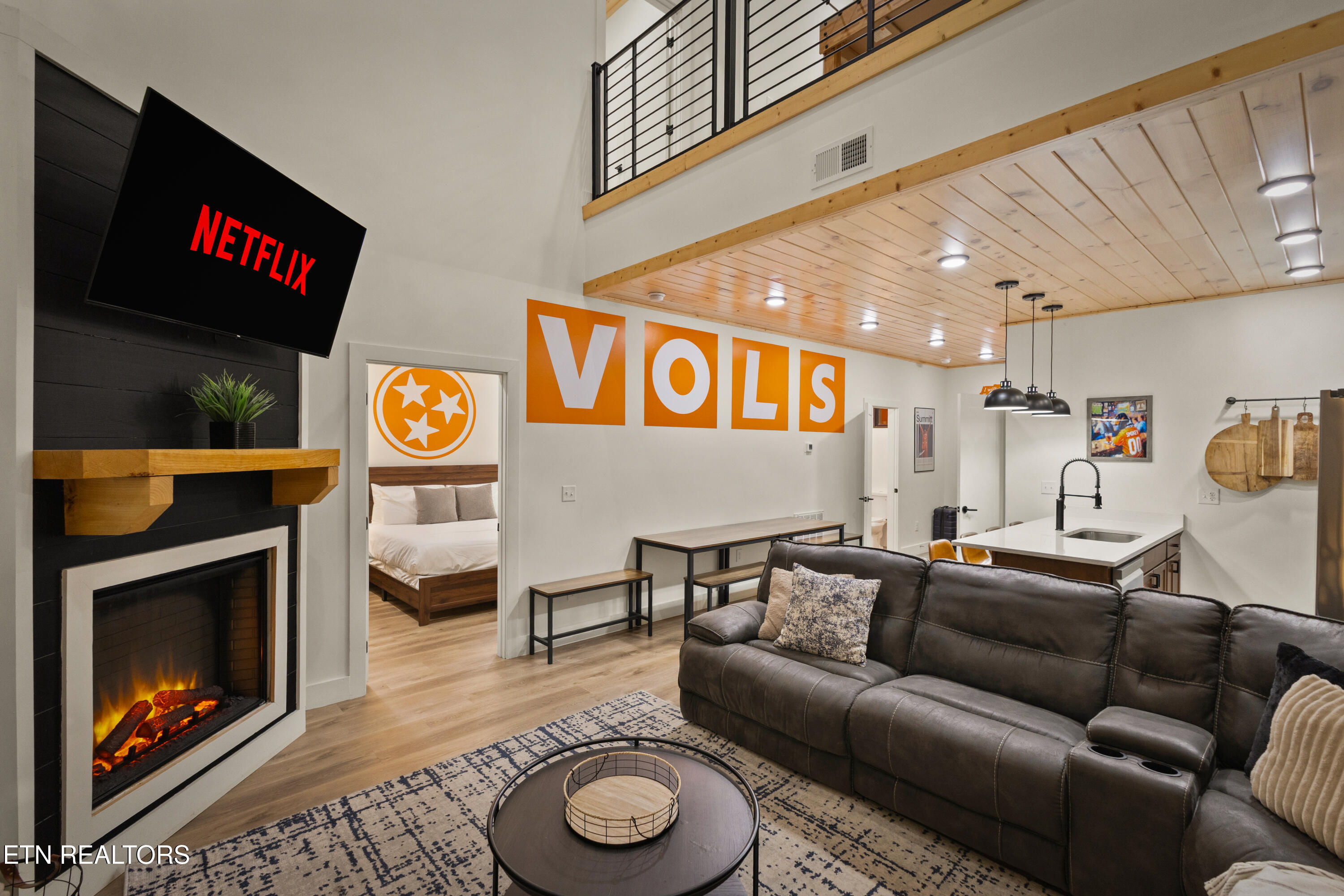 1349 Reedmont Way Sevierville, TN 37876 - Photo 2 of 32 33-128A8873-2