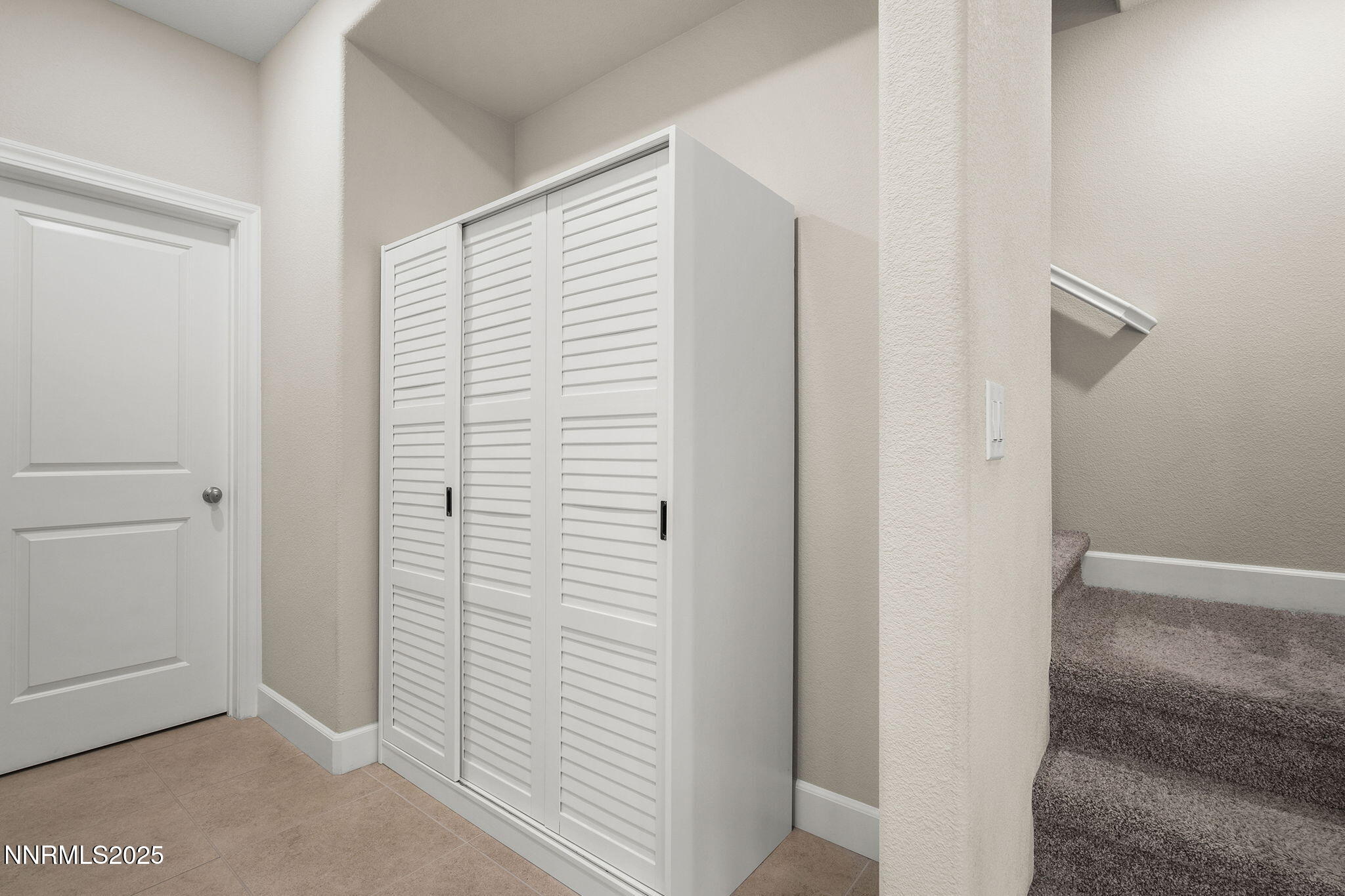 1875 Sea Horse Road, Unit C Reno, NV 89521 - Photo 15 of 39 a view of small space