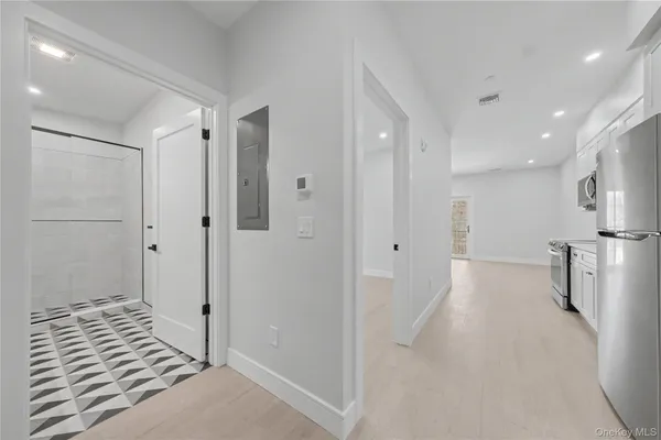 $2,255 | 10 Market Street, Unit E, Wappingers Falls, NY 12590