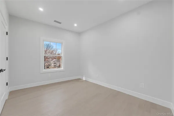 $2,255 | 10 Market Street, Unit E, Wappingers Falls, NY 12590