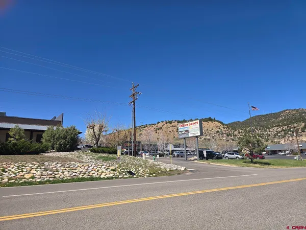 $1,650 | 323 South Camino Del Rio, Unit SUITE L, Durango, CO 81303