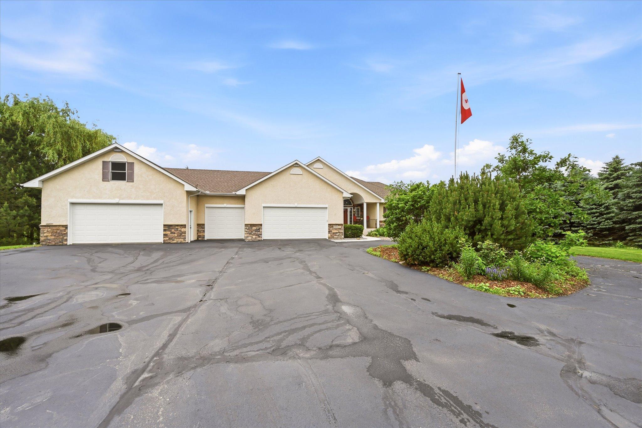21005 Sunnyhill Lane Corcoran, MN 55340 - Photo 15 of 33