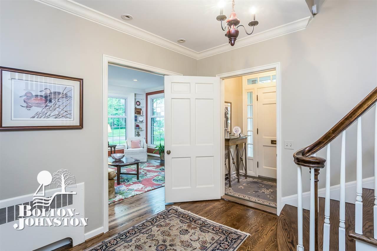 84 Merriweather Road Grosse Pointe Farms, MI 48236 - Photo 4 of 57