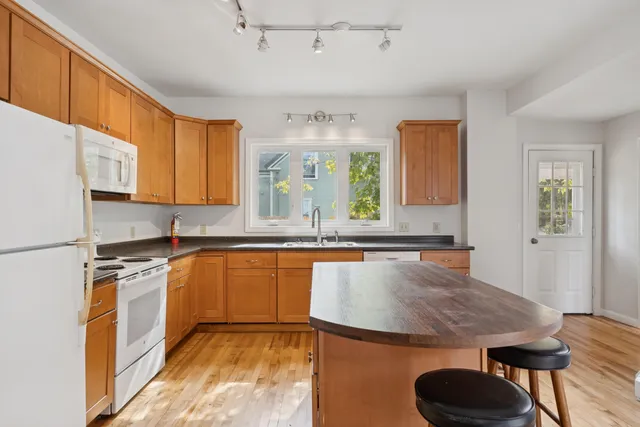 $999,000 | 1638 Forest Avenue, Portland, ME 04103