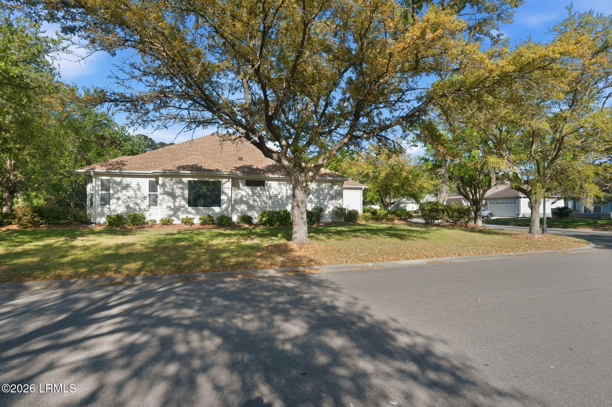 1 Fickling Court Bluffton, SC 29909 - Photo 2 of 32 lp2604041-1032