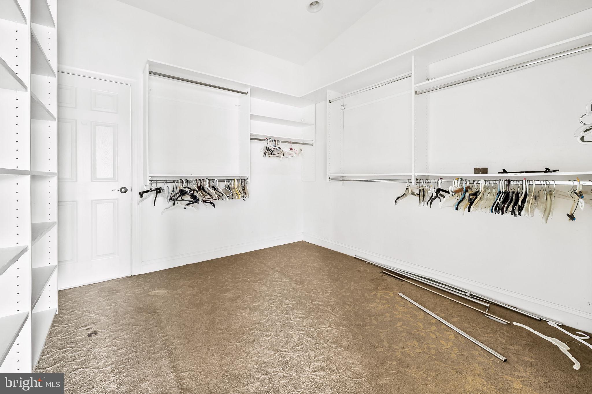 1234 Dockside Circle Baltimore, MD 21224 - Photo 14 of 43