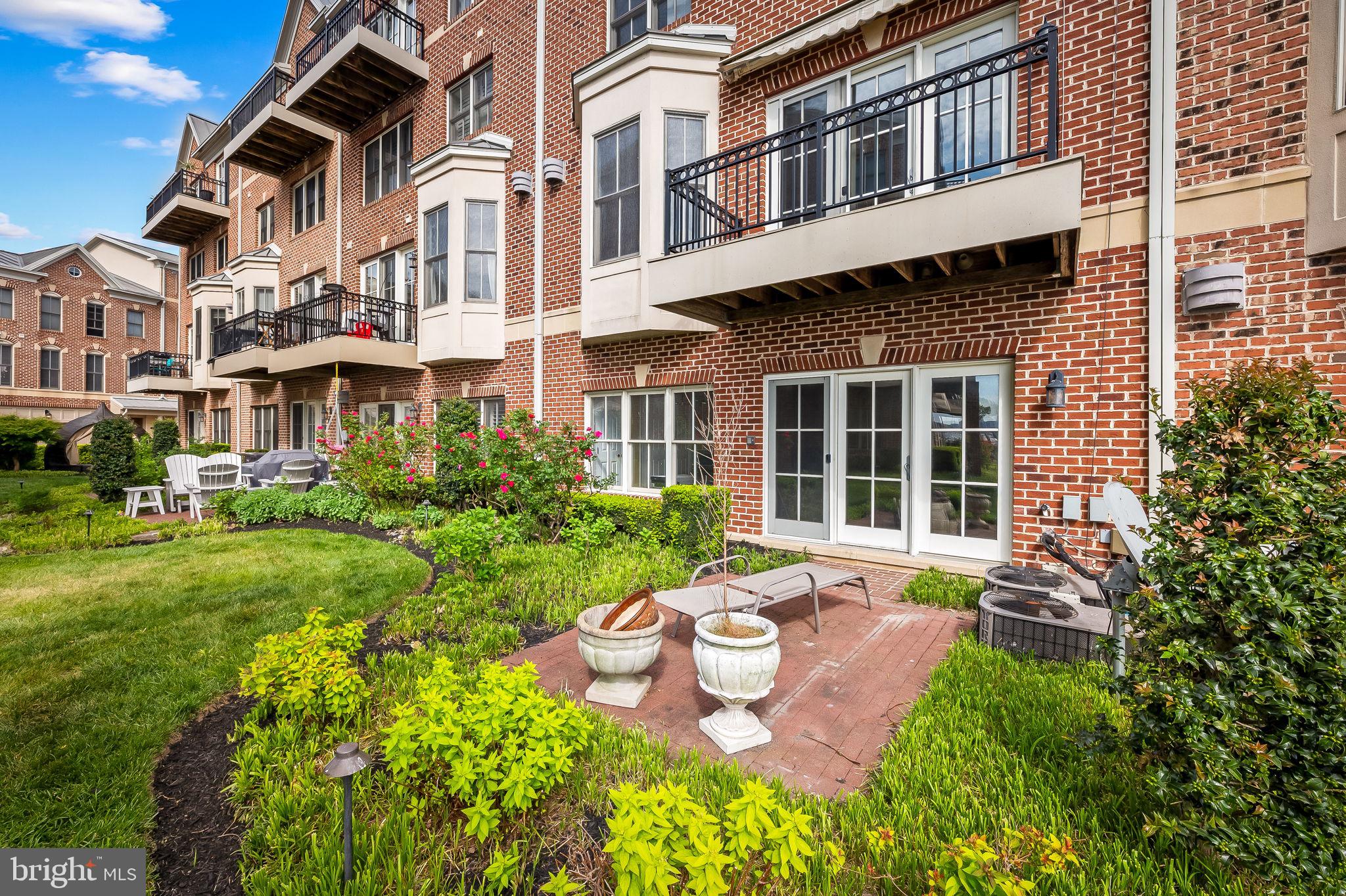 1234 Dockside Circle Baltimore, MD 21224 - Photo 29 of 43