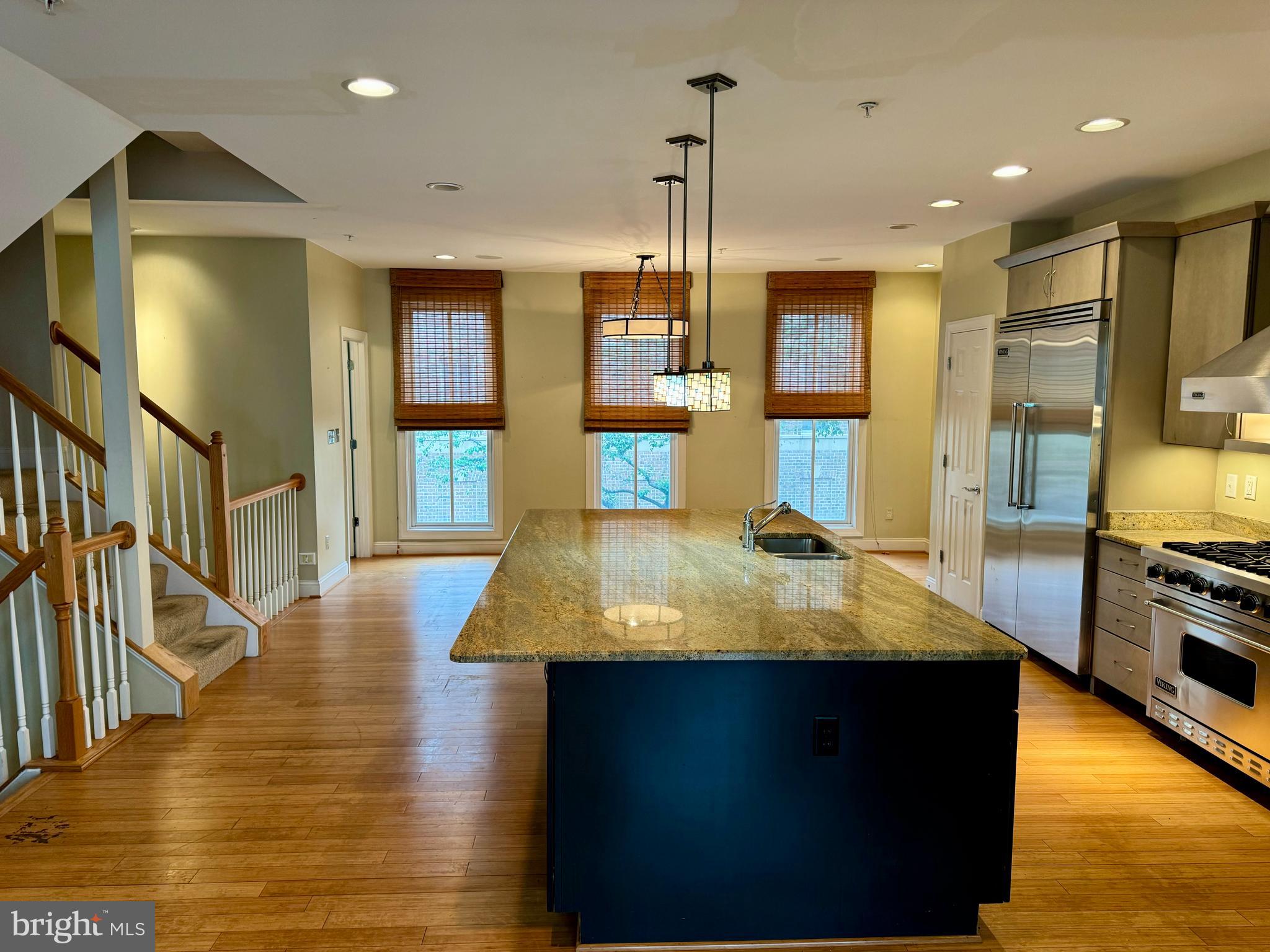 1234 Dockside Circle Baltimore, MD 21224 - Photo 8 of 43