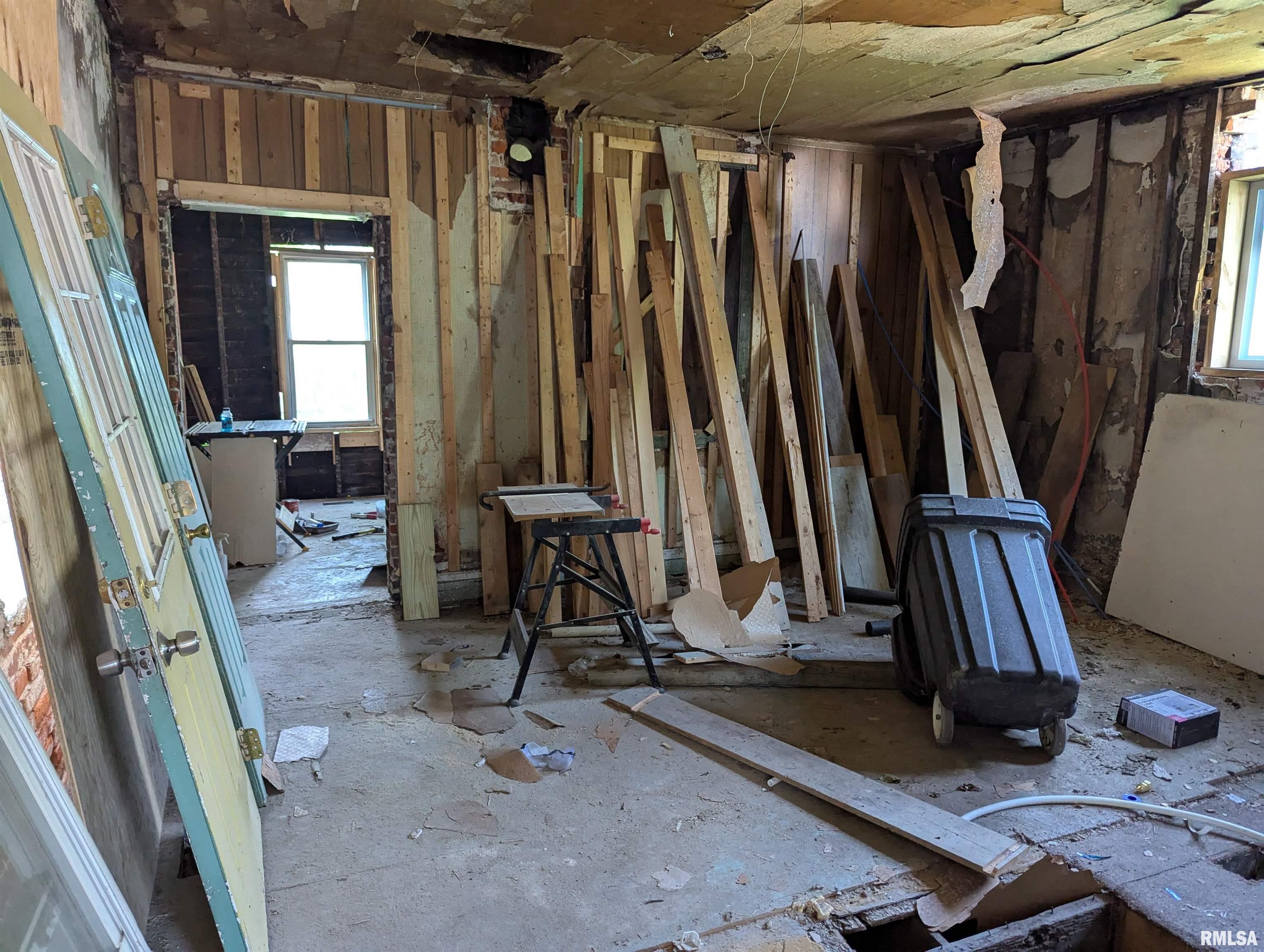 420 Kentucky Street Quincy, IL 62301 - Photo 2 of 8