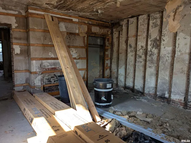 $15,000 | 420 Kentucky Street, Quincy, IL 62301