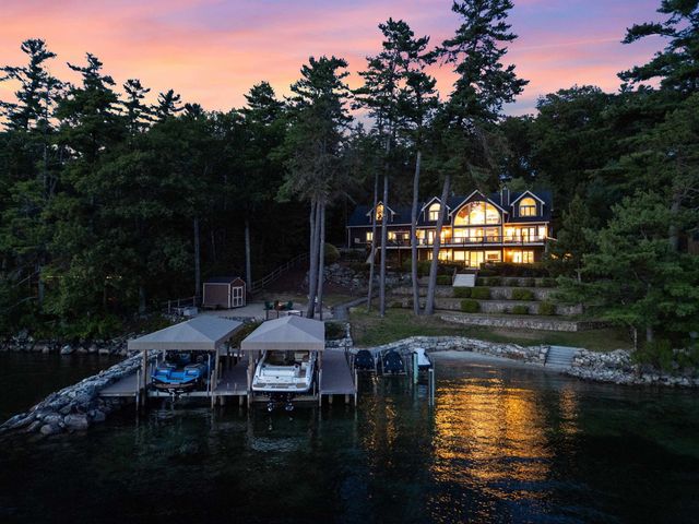 $5,195,000 | 19 Alderberry Lane, Moultonborough, NH 03254