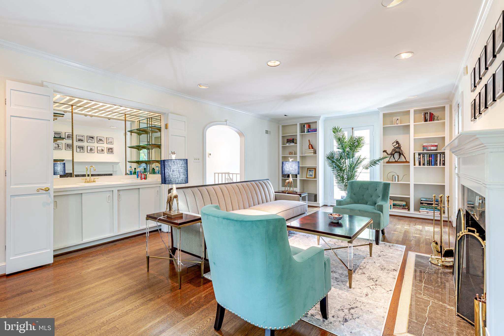 4702 Reservoir Road Northwest Washington, DC 20007 - Photo 12 of 27