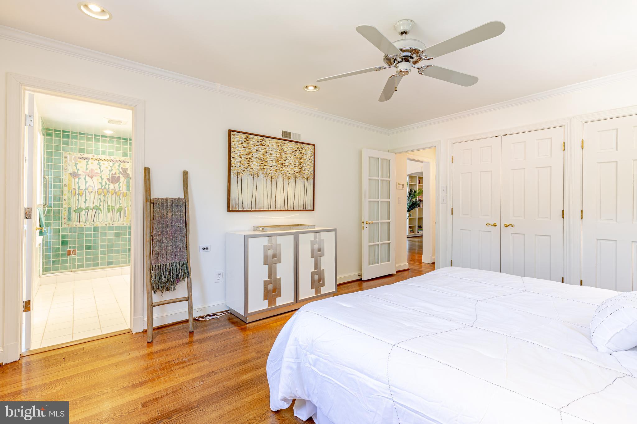 4702 Reservoir Road Northwest Washington, DC 20007 - Photo 15 of 27