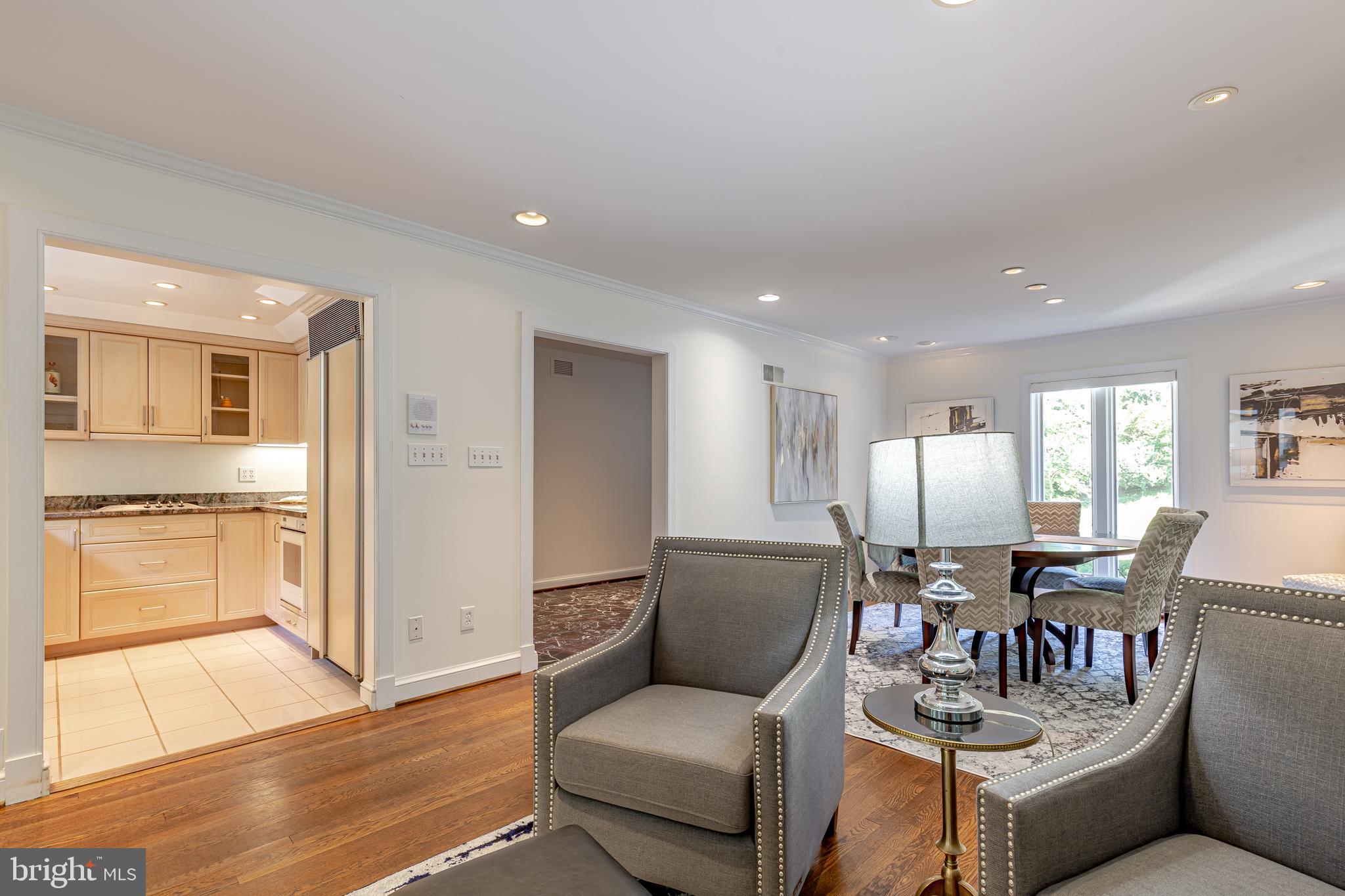 4702 Reservoir Road Northwest Washington, DC 20007 - Photo 8 of 27