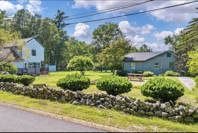 $3,250 | 7 A Roberts Cove Road, Unit A, Alton, NH 03809