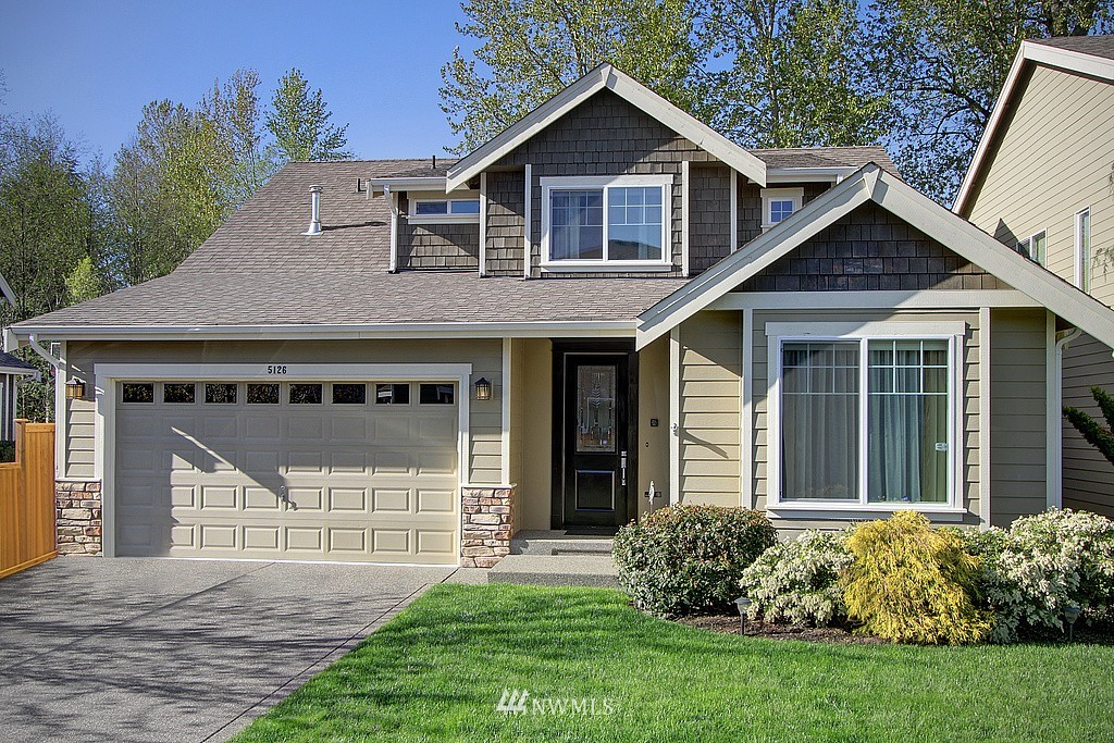 5126 Northeast 9th Place Renton, WA 98059 - Photo 1 of 20