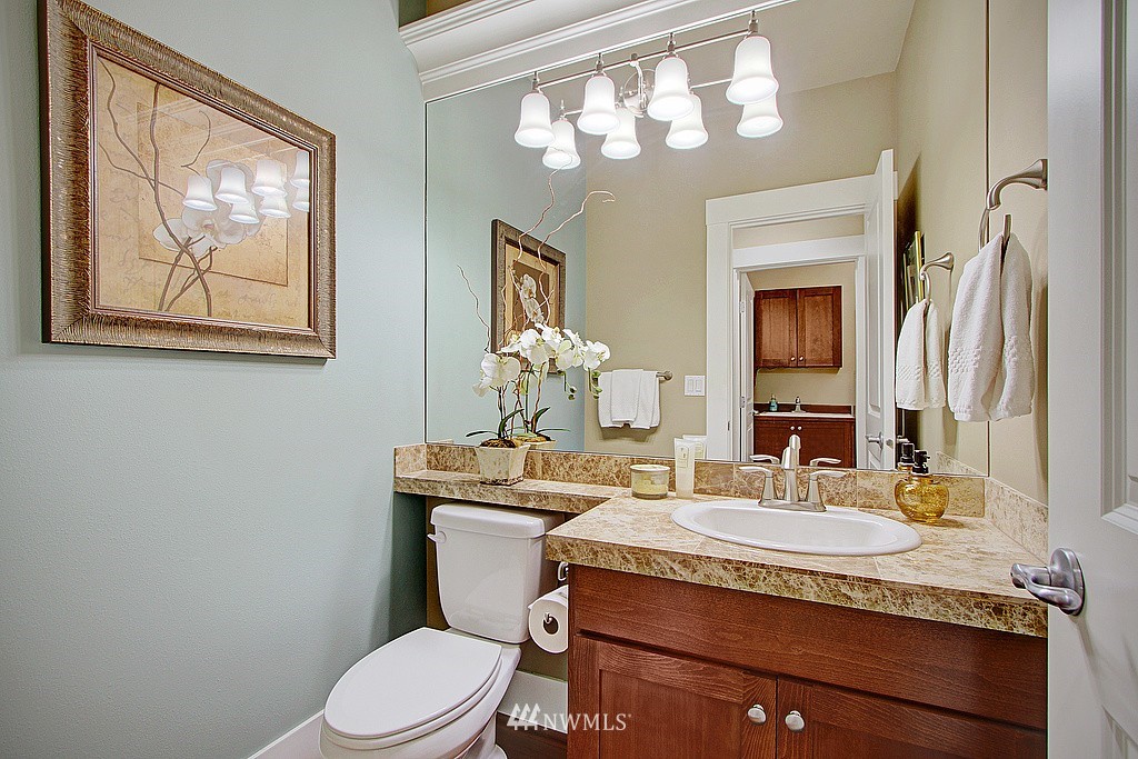 5126 Northeast 9th Place Renton, WA 98059 - Photo 14 of 20