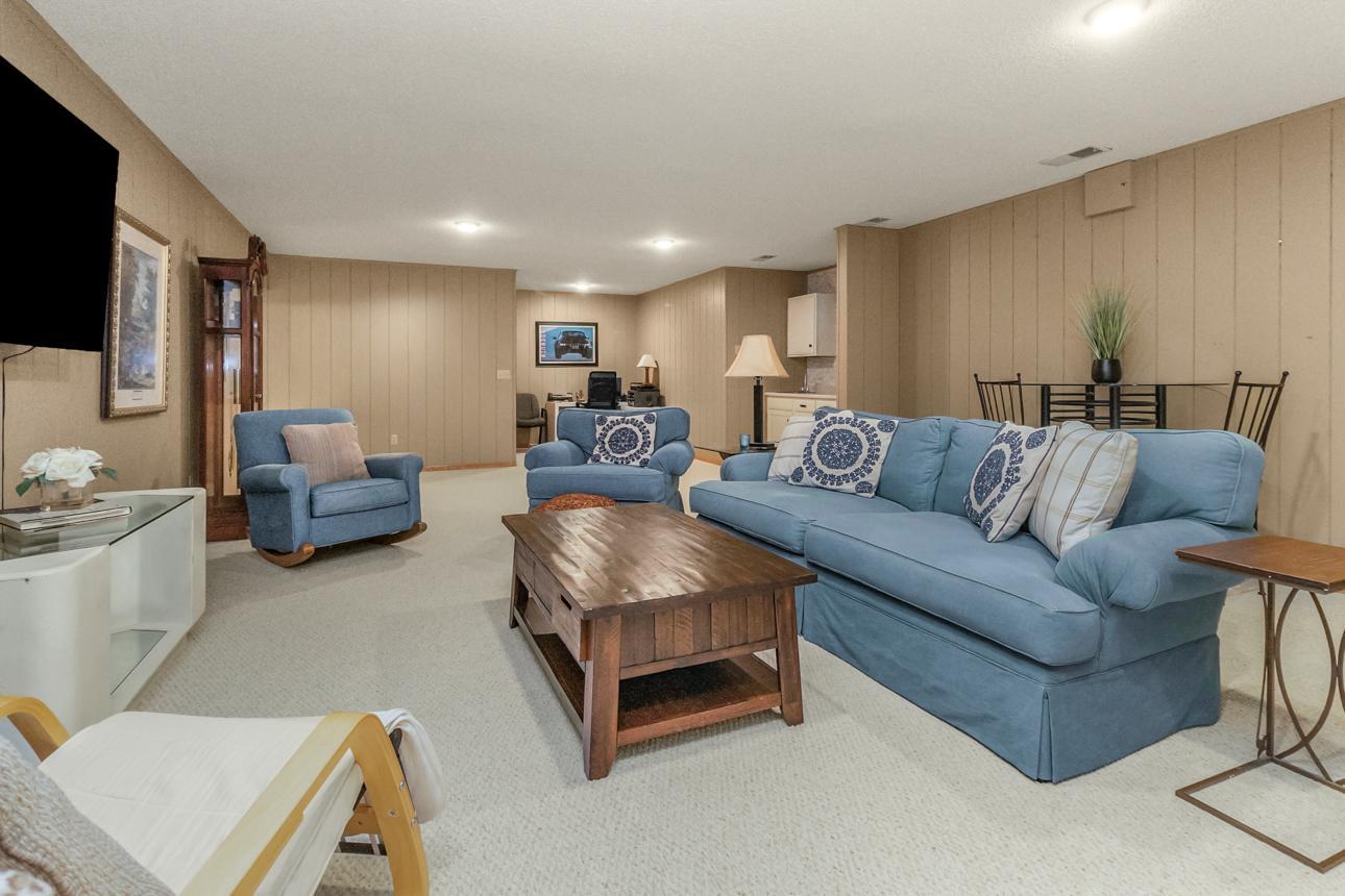 1900 Victoria Road South, Unit C Mendota Heights, MN 55118 - Photo 24 of 36