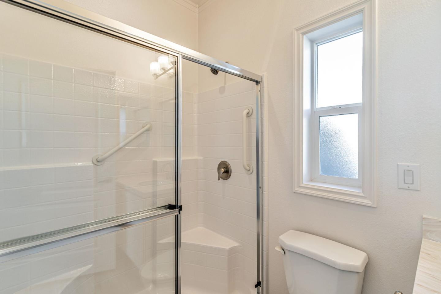 2150 Almaden Road, Unit 147 San Jose, CA 95125 - Photo 26 of 29 a bathroom with a shower and a toilet