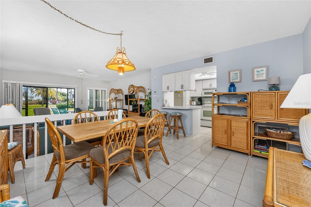 2955 North Beach Road, Unit B614 Englewood, FL 34223 - Photo 17 of 67