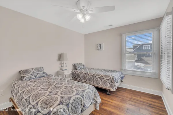 $3,800 | 369 Beach Front, Manasquan, NJ 08736