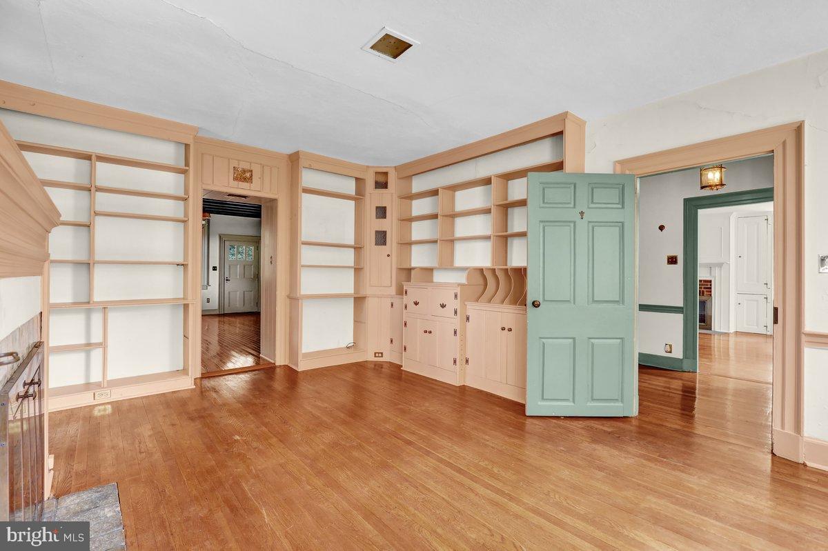 284 Old Mill Road Parkesburg, PA 19365 - Photo 13 of 50 wooden floor in an empty room with a window