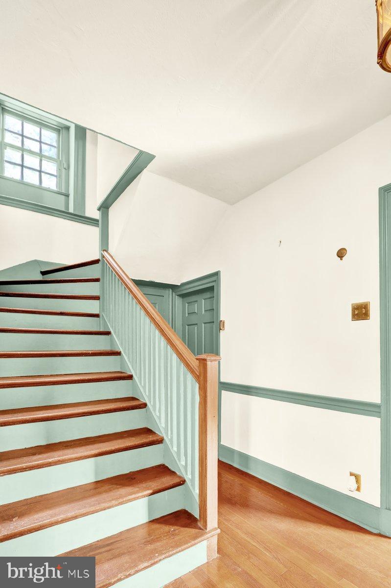 284 Old Mill Road Parkesburg, PA 19365 - Photo 6 of 50 a view of entryway